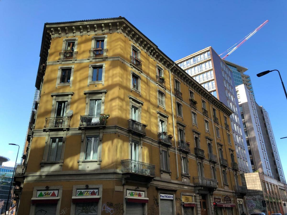 Bilocale Zona Centrale Milão Exterior foto